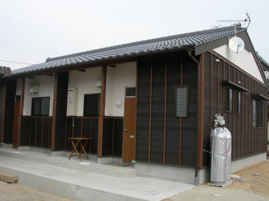 Guest House Oomiyake Naoshima Habitación foto